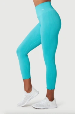 For The Frill 7/8" Legging I'm Blue -FitGear Hub ScreenShot2022 03 11at10.18.38AM