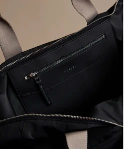 Varley Montlake Weekend Bag Black -FitGear Hub ScreenShot2023 02 23at4.08.13PM