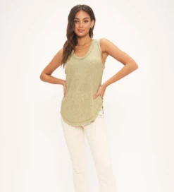 Wanderer Textured Scoop Neck Tank Martini Olive
