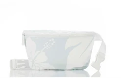Waipi'o White Mist Hip Pack